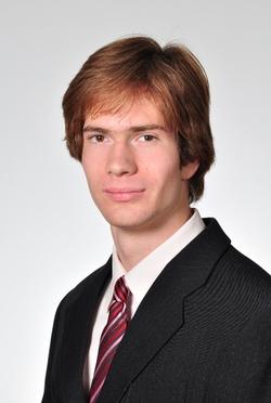 Hóbor Péter 12.B osztályos tanuló Hóbor Péter 12.B osztályos tanuló