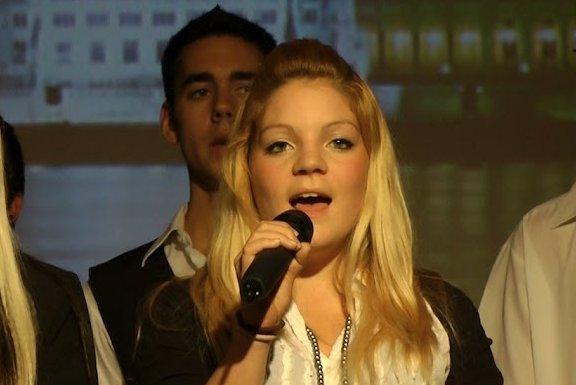 Hajba Beatrix 12.A osztályos tanuló Hajba Beatrix 12.A osztályos tanuló