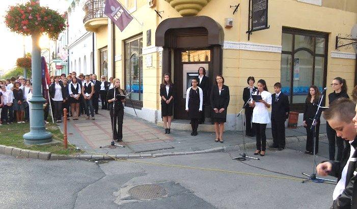 Október 6-i városi ünnepség Október 6-i városi ünnepség